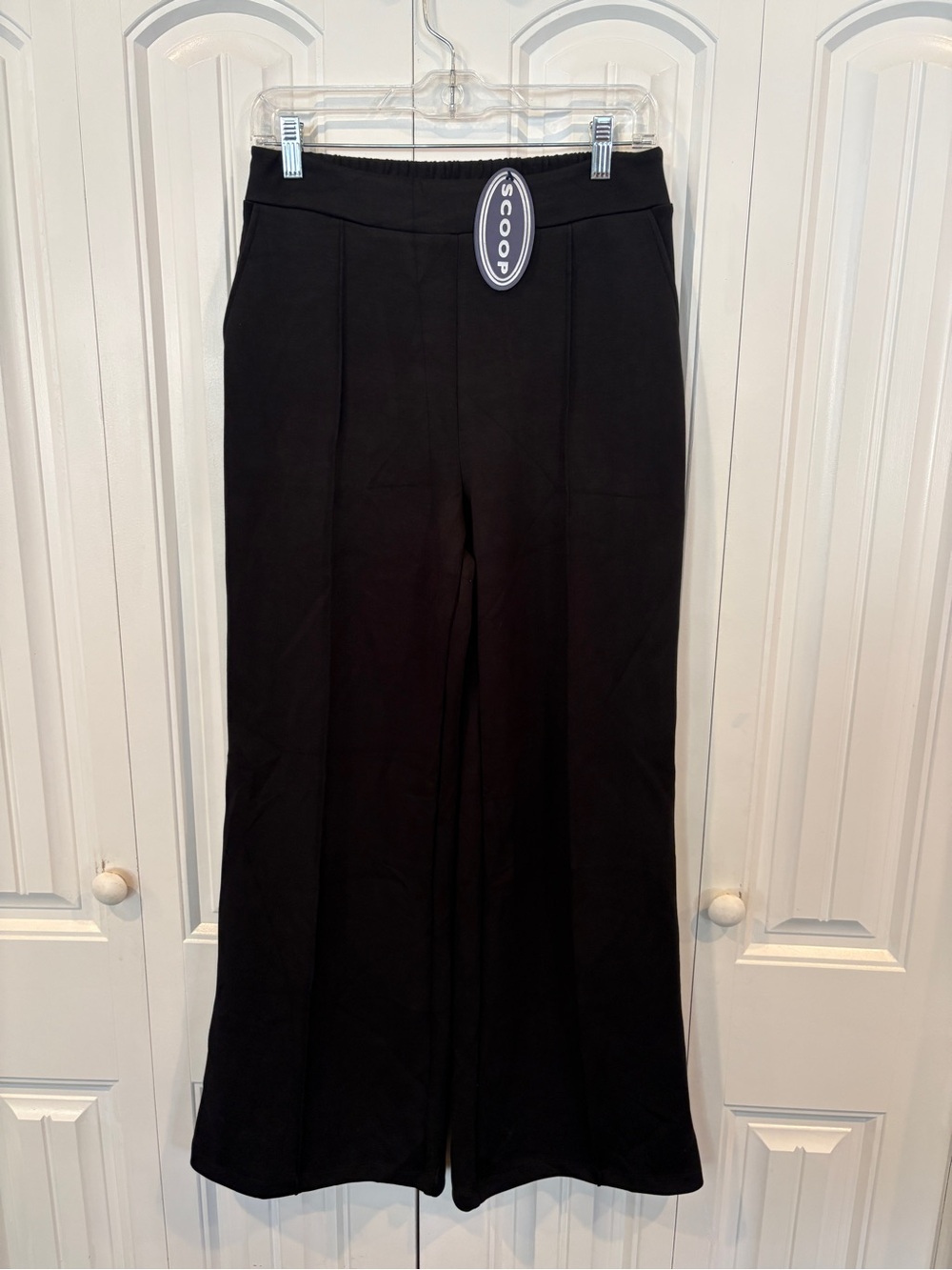 Scoop black wide leg pants size small
